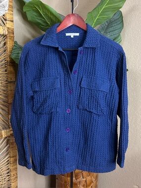 Scalpers blue button up jacket size small textured chest pockets